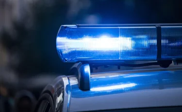 В Астане мужчина напал на двух малолетних девочек