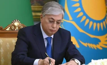 Тоқаев ұшақ апатына байланысты Путинге көңіл айтты