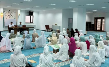 Түркістанда әйелдерге экстремизмді насихаттайтын парақшалардан сақтану жолы түсіндірілді