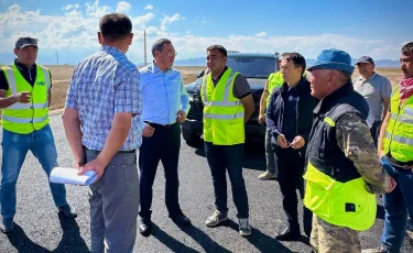 Аким Алматинской области проверил ремонт дороги «Кеген–Нарынкол»