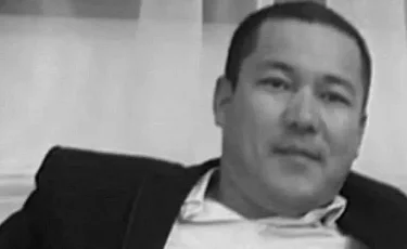 Маңғыстауда екі қызды құтқарамын деп өзі суға кеткен бес балалы әкенің отбасына пәтер берілді