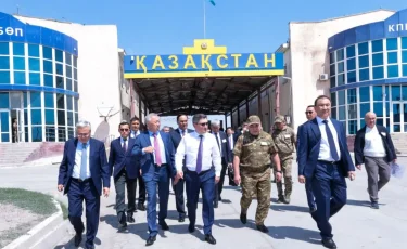 Бектенов раскритиковал затягивание ремонта пунктов пропуска на границе с Кыргызстаном