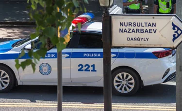 Алматыда көлік ішінен ер адамның мәйіті табылды
