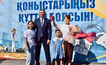 Конституция күні қарсаңында Қонаевта 42 отбасыға үй кілті табысталды