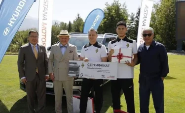 Главный герой матча получил лишь iPad: болельщики возмущены подарками от Нурлана Смагулова игрокам «Кайрата»