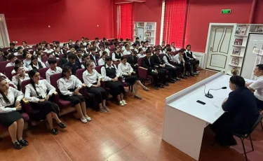 Түркістанда оқушыларға теріс діни ағымдардан сақтану жолдары түсіндірілді