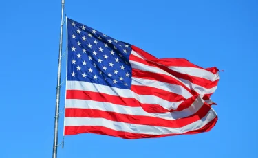 Из-за бюджетного кризиса США посольство в Казахстане ограничит свою работу