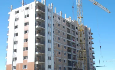 Талдықорғандағы құрылыс нысандарын аралаған Бейбіт Исабаев мердігерлерге сапаға көңіл бөлуді тапсырды