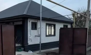 Семья Шерзата Болата переехала в новый дом в Талгаре