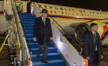Премьер-министр Армении прибыл в Астану