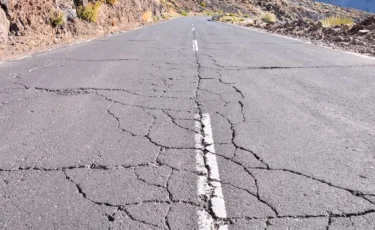 В Казахстане с января отменят плату на дефектных дорогах