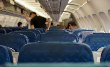 Пассажирка умерла в самолёте по пути в Алматы: полиция начала расследование