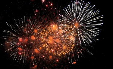 Где запустят салют на Новый год в Астане