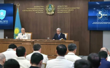 Токаев взялся за банки: Он требует жесткий контроль после перевода 7 трлн тенге за рубеж