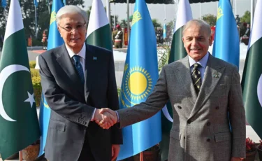 Пәкістанда Қазақстан Президентін ресми қарсы алды