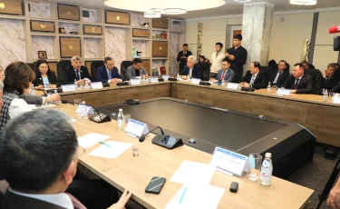 Алматыда ғалымдар мен сарапшылар жаңа Конституция жобасын талқылап, қолдау білдірді