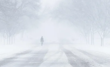 Штормовое предупреждение объявили почти по всему Казахстану 23 февраля