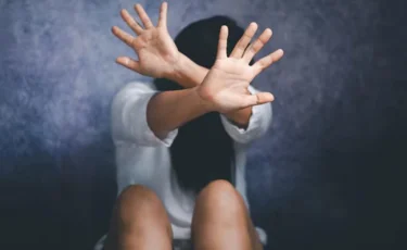 Пенсионера осудили за изнасилование 16-летней школьницы в Туркестанской области