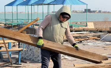 Таза, жайлы, заманауи: Қонаевта бірден екі жағажай абаттандырылуда