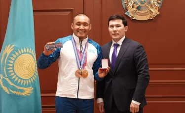 Ербол Хамитов получил новое звание после рекордной Паралимпиады