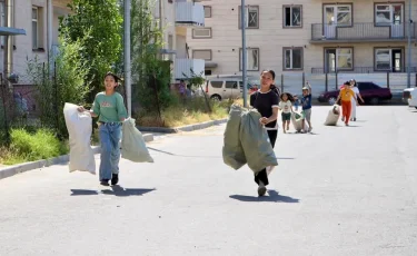 Түркістан: Кентауда «Қалдықсыз әлем» халықаралық күніне орай тазалық шарасы өтті
