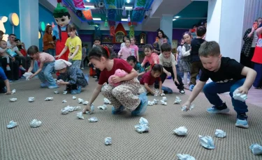 В столичном Театре кукол прошли игры, посвящённые чистоте и экологии