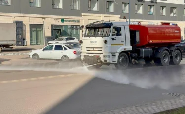 В Астане продолжается масштабная уборка после зимы