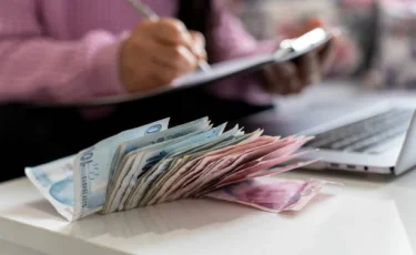 Елімізде ең төменгі жалақы 150 мың теңгеге дейін көтерілуі мүмкін