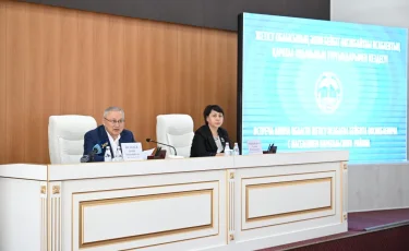 Жетісу облысының әкімі Қаратал ауданының тұрғындарымен кездесу өткізді