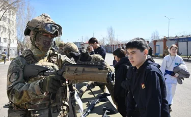 Более 15 тысяч казахстанцев посетили воинские части в День открытых дверей