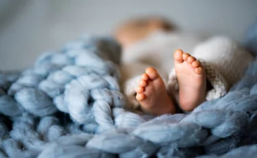 Түркістан облысында екпе алған сәби шетінеді: ата-анасы дабыл қақты