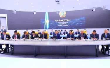 Олжас Бектенов инвесторлардың құқықтарын қорғау мәселелері бойынша кеңес өткізді