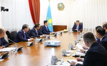 Олжас Бектенов жеңіл өнеркәсіпті дамыту тәсілдерін қайта қарауды тапсырды