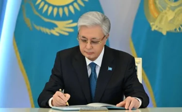 Мемлекет басшысы кітап оқу мәдениетін дамыту жөніндегі Жарлыққа қол қойды