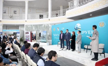 Каспий жағалауындағы рухани мереке: Ақтауда «Кітап керуен» жәрмеңкесі ұйымдастырылды