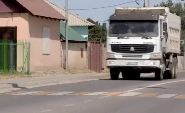 Шымкентте жүк көлігі 11 жастағы баланы басып кетті
