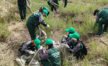 Ақтөбе жастары «Мөлдір бұлақ» акциясына қатысты