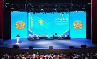Мемлекеттік қызметшілер күні: Түркістанда үздіктерге құрмет көрсетілді