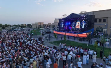 Туркестан встретил фестиваль «Шәмші әндері» аншлагом и овациями