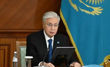 80 жылдық мерейтой: Тоқаев Валерий Михайловқа «Барыс» орденін берді