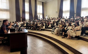 В Шымкенте студентам рассказали, как защититься от интернет-мошенников