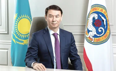 Метро, Sky Train, жаңа стадион: Дархан Сатыбалды Алматыны не күтіп тұрғанын айтты
