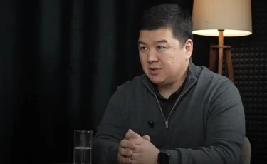 «Коучтардың кеңесі отбасындағы ұрыс-керіске себеп болуы мүмкін»: психолог Ержан Мырзабаев